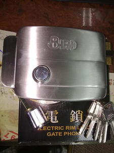 BIRD電鎖